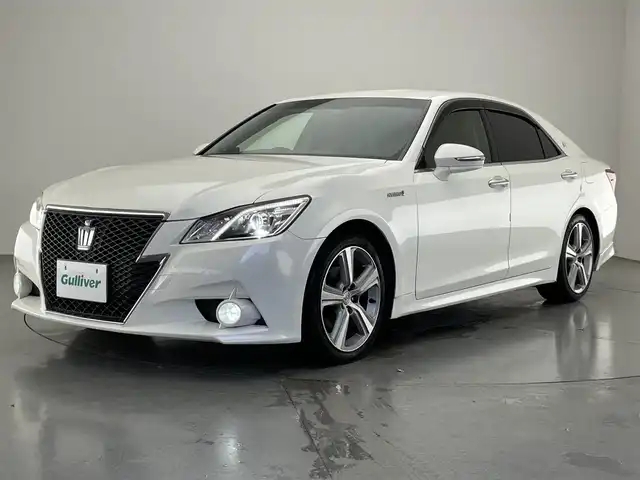 トヨタ クラウン ハイブリッド アスリートS 愛知県 2013(平25)年 12.6万km ホワイトパールクリスタルシャイン 純正8インチナビ/パワーシート/シートヒーター/クルーズコントロール/ETC/ドライブレコーダー/パワーバックドア/ステアリングヒーター/DVD/フルセグTV/オートライト/フォグランプ/純正アルミホイール/バックカメラ/純正フロアマット/カーテンエアバック/禁煙車