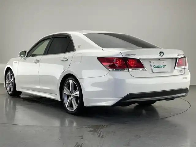 トヨタ クラウン ハイブリッド アスリートS 愛知県 2013(平25)年 12.6万km ホワイトパールクリスタルシャイン 純正8インチナビ/パワーシート/シートヒーター/クルーズコントロール/ETC/ドライブレコーダー/パワーバックドア/ステアリングヒーター/DVD/フルセグTV/オートライト/フォグランプ/純正アルミホイール/バックカメラ/純正フロアマット/カーテンエアバック/禁煙車