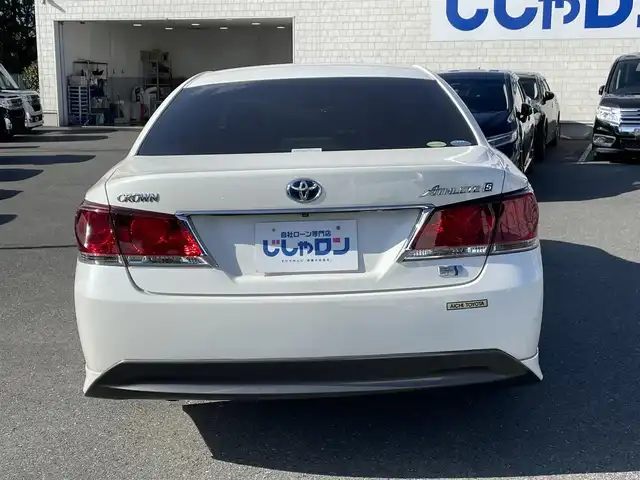 トヨタ クラウン ハイブリッド アスリートS 東京都 2013(平25)年 12.6万km ホワイトパールクリスタルシャイン (株)IDOMが運営する【じしゃロン昭島店】の自社ローン対象車両になります。こちらは現金ご利用時の価格です。自社ローンご希望の方は別途その旨お申付け下さい。					純正8インチナビ/パワーシート/シートヒーター/クルーズコントロール/ETC/ドライブレコーダー/ステアリングヒーター/DVD/フルセグTV/オートライト/フォグランプ/純正アルミホイール/バックカメラ/純正フロアマット/カーテンエアバック/禁煙車
