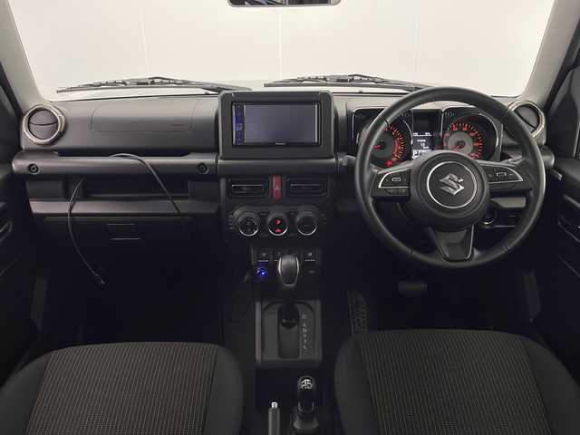 スズキ ジムニー XC 宮崎県 2021(令3)年 1.6万km ジャングルグリーン SUZUKI Safety Support/〇デュアルセンサーブレーキサポート/〇誤発進抑制機能/〇車線逸脱警報機能/〇ふらつき警報機能/〇標識認識機能/〇オートマチックハイビーム/〇先行車発進お知らせ機能/純正7インチディスプレイオーディオ（PVH-9300DVSZS)/CD/DVD/Bluetooth/クルーズコントロール/シートヒーター/LEDヘッドライト/ビルトインETC/純正16インチAW/スマートキー×2/保証書/取扱説明書