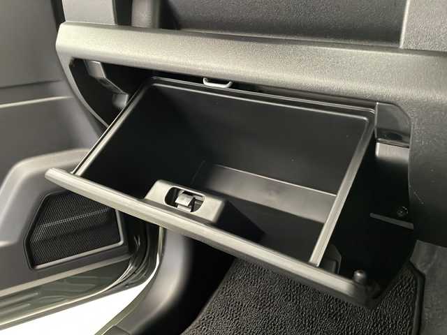 スズキ ジムニー XC 宮崎県 2021(令3)年 1.6万km ジャングルグリーン SUZUKI Safety Support/〇デュアルセンサーブレーキサポート/〇誤発進抑制機能/〇車線逸脱警報機能/〇ふらつき警報機能/〇標識認識機能/〇オートマチックハイビーム/〇先行車発進お知らせ機能/純正7インチディスプレイオーディオ（PVH-9300DVSZS)/CD/DVD/Bluetooth/クルーズコントロール/シートヒーター/LEDヘッドライト/ビルトインETC/純正16インチAW/スマートキー×2/保証書/取扱説明書