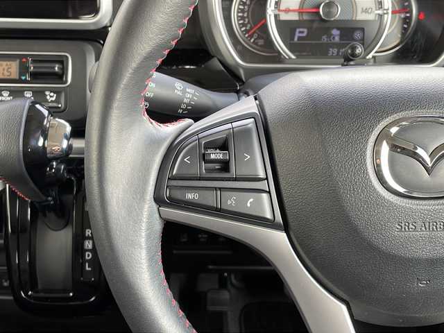 マツダ フレアワゴン カスタムスタイル ハイブリッド XS 山口県 2018(平30)年 4万km ブルーイッシュブラックパール3 社外SDナビ【KXM-E503V】/・フルセグTV/・Bluetooth/・AM/FM/・CD/DVD/・SD/・USB／iPod/両側パワースライドドア/ドライブレコーダー/ETC/バックカメラ/プッシュスタート/スマートキー(スペアキー有）/シートヒーター/ルーフサーキュレーター/後席ロールサンシェード/LEDヘッドライト/LEDフォグランプ/電動格納ウィンカーミラー/純正15インチアルミホイール/ベンチシート/助手席シートアンダートレー/取扱説明書/メンテナンスノート/ナビ取扱説明書/安全装備/・デュアルセンサーブレーキサポート /・誤発進抑制機能/・後退時ブレーキサポート/・誤発進抑制機能/・車線逸脱警報機能/・ふらつき警報機能/・先行車発進お知らせ機能/・ハイビームアシスト機能/・リアパーキングセンサー