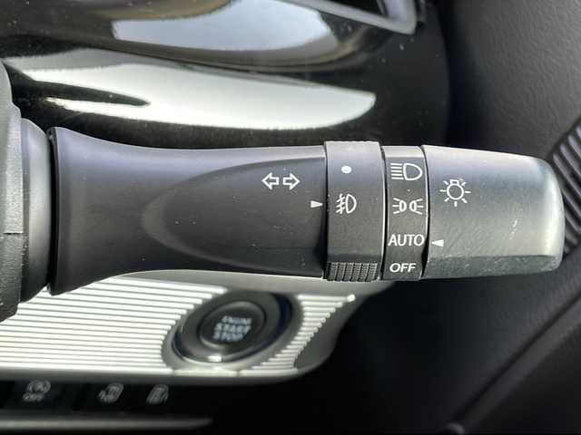 マツダ フレアワゴン カスタムスタイル ハイブリッド XS 山口県 2018(平30)年 4万km ブルーイッシュブラックパール3 社外SDナビ【KXM-E503V】/・フルセグTV/・Bluetooth/・AM/FM/・CD/DVD/・SD/・USB／iPod/両側パワースライドドア/ドライブレコーダー/ETC/バックカメラ/プッシュスタート/スマートキー(スペアキー有）/シートヒーター/ルーフサーキュレーター/後席ロールサンシェード/LEDヘッドライト/LEDフォグランプ/電動格納ウィンカーミラー/純正15インチアルミホイール/ベンチシート/助手席シートアンダートレー/取扱説明書/メンテナンスノート/ナビ取扱説明書/安全装備/・デュアルセンサーブレーキサポート /・誤発進抑制機能/・後退時ブレーキサポート/・誤発進抑制機能/・車線逸脱警報機能/・ふらつき警報機能/・先行車発進お知らせ機能/・ハイビームアシスト機能/・リアパーキングセンサー