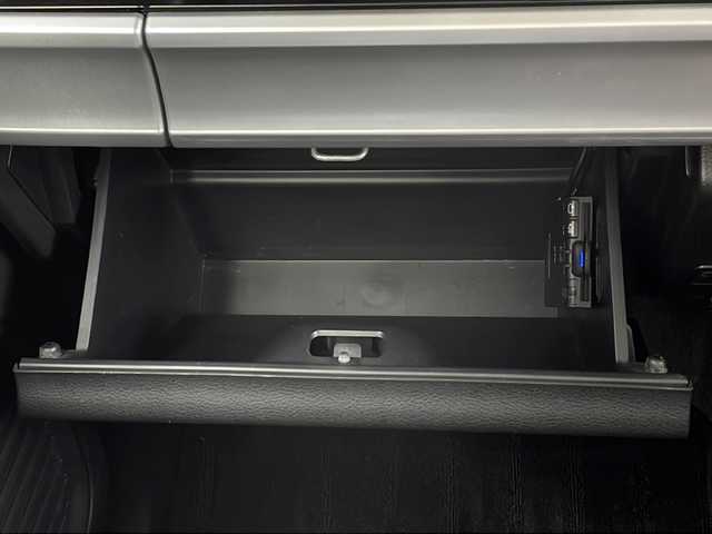 マツダ フレアワゴン カスタムスタイル ハイブリッド XS 山口県 2018(平30)年 4万km ブルーイッシュブラックパール3 社外SDナビ【KXM-E503V】/・フルセグTV/・Bluetooth/・AM/FM/・CD/DVD/・SD/・USB／iPod/両側パワースライドドア/ドライブレコーダー/ETC/バックカメラ/プッシュスタート/スマートキー(スペアキー有）/シートヒーター/ルーフサーキュレーター/後席ロールサンシェード/LEDヘッドライト/LEDフォグランプ/電動格納ウィンカーミラー/純正15インチアルミホイール/ベンチシート/助手席シートアンダートレー/取扱説明書/メンテナンスノート/ナビ取扱説明書/安全装備/・デュアルセンサーブレーキサポート /・誤発進抑制機能/・後退時ブレーキサポート/・誤発進抑制機能/・車線逸脱警報機能/・ふらつき警報機能/・先行車発進お知らせ機能/・ハイビームアシスト機能/・リアパーキングセンサー