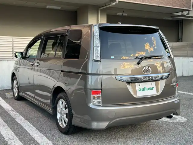 トヨタ アイシス プラタナ Vセレクション 大阪府 2013(平25)年 8.2万km グレーメタリック ワンオーナー/トヨタ純正7インチＳＤナビ（NSZT-W6２S）/・バックカメラ/・フルセグＴＶ/・ＣＤ/ＤＶＤ/ＢＴ/・ＡＭ/ＦＭ/両側パワースライドドア/ビルトインＥＴＣ/前方ドライブレコーダー（ＦＨＤ－１０８０Ｐ）/純正フロアマット/純正15インチアルミホイール/オートライト/フロントフォグランプ/電格ミラー/革巻きステアリング/スマートキー/プッシュスタート/保証書