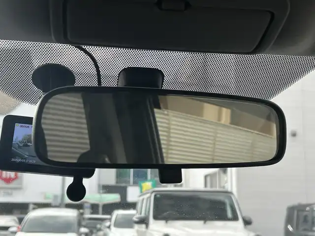 トヨタ アイシス プラタナ Vセレクション 大阪府 2013(平25)年 8.2万km グレーメタリック ワンオーナー/トヨタ純正7インチＳＤナビ（NSZT-W6２S）/・バックカメラ/・フルセグＴＶ/・ＣＤ/ＤＶＤ/ＢＴ/・ＡＭ/ＦＭ/両側パワースライドドア/ビルトインＥＴＣ/前方ドライブレコーダー（ＦＨＤ－１０８０Ｐ）/純正フロアマット/純正15インチアルミホイール/オートライト/フロントフォグランプ/電格ミラー/革巻きステアリング/スマートキー/プッシュスタート/保証書