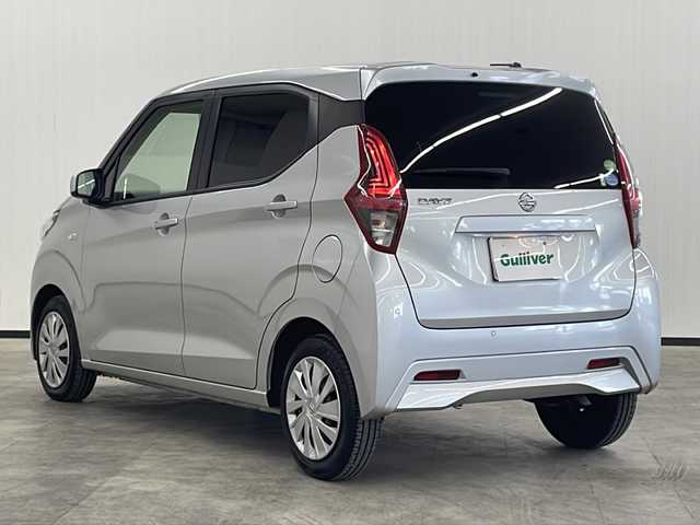 日産 デイズ S 長崎県 2020(令2)年 5.1万km スターリングシルバーM インテリジェントエマージェンシーブレーキ/車線逸脱警報/車線逸脱防止支援システム/踏み間違い防止アシスト/フロント/バックソナー/純正メモリナビ【MJ120D-W】/・フルセグTV/BT/CD/AUX/ラジオ/ドライブレコーダー【DRY-ST1700】/ETC/取扱説明書/保証書/スペアキー