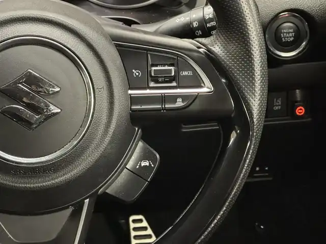 スズキ スイフト スポーツ セーフティPKG 三重県 2018(平30)年 9.6万km スピーディーブルーM ガソリン（ハイオク）ターボ/FF/6F/カロッツェリア 8インチ『サイバーナビ』AVIC-CL901/（FM/AM/MSV/SD/Bluetooth/USB/iPod/HDMI/AUX）/【OP】全方位モニター/ビルトイン ETC/安全/【OP】セーフティパッケージ/・デュアルセンサーブレーキサポート/・車線逸脱抑制機能/・車線逸脱警報機能/・ふらつき警報機能/・アダプティブクルーズコントロール/・標識認識機能（車両進入禁止、はみ出し通行禁止、最高速度）/装備/・TEIN車高調キット FLEX Z/・シートヒーター（D）/・オートエアコン/・オートライトシステム/・LEDヘッドランプ/・オートハイビーム機能/・前後フォグランプ/・プッシュスタート/・ステアリングスイッチ/・純正17inAW/・保/取/・予備スマートキーx1
