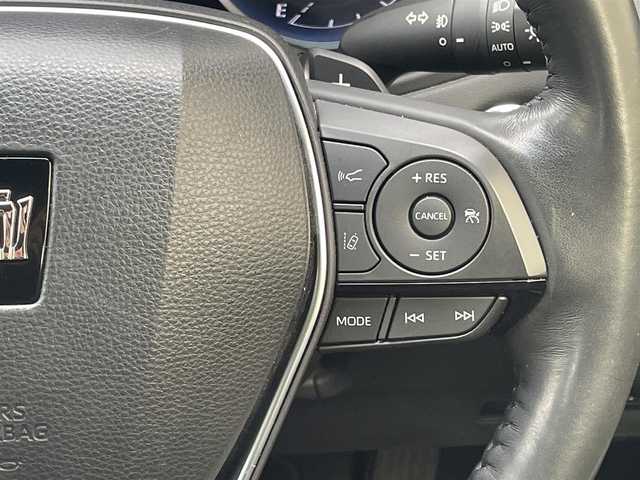 トヨタ クラウン ハイブリッド RS アドバンス 大阪府 2018(平30)年 2.9万km ホワイトパールクリスタルシャイン ワンオーナー/純正メモリナビ/BT/CD/DVD/BR/SD/TV/バックカメラ/黒革シート/前席パワーシート/前席シートヒーター/前席エアシート/パドルシフト/追従機能付きクルーズコントロール/レーンキープアシスト/ブラインドスポットモニター/ヘッドアップディスプレイ/前後コーナーセンサー/ドライブレコーダー(DRT-H66A)/レーダー探知機(A130)/純正フロアマット/LEDヘッドライト/フロントフォグ/オートハイビーム/純正18インチAW/スペアキー