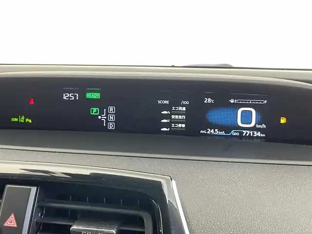トヨタ プリウス A 愛知県 2018(平30)年 7.8万km ホワイトパールクリスタルシャイン 純正９型ナビ　フルセグＴＶ　Ｂｌｕｅｔｏｏｔｈ　ＨＵＤ　バックカメラ　ＥＴＣ　純正ドラレコ　トヨタセーフティセンス　レーダークルコン　ＬＥＤヘッドライト　衝突被害軽減　プッシュスタート　ＢＳＭ　禁煙車