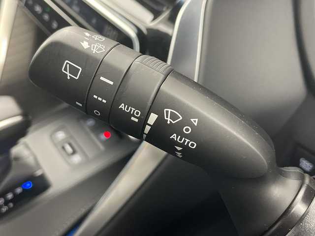 トヨタ ハリアー ハイブリッド Z 愛知県 2023(令5)年 2.4万km プレシャスブラックパール 禁煙車/純正12.3インチナビ/（AM/FM/Bluetooth/フルセグTV/USB)/バックカメラ/JBLプレミアムサウンド/トヨタセーフティセンス/・プリクラッシュセーフティ/・レーンキープアシス/・オートマチックハイビーム/・クリアランスソナー/・レーントレーシングアシスト/・ブラインドスポットモニター/・追従式クルーズコントロール/ヘッドアップディスプレイ/デジタルインナーミラー/ドライブレコーダー/ETC2.0/ハーフレザーシート/運転席パワーシート/パワーバックドア/スマートキー/スペアキー有/純正19インチアルミホイール/純正フロアマット/横滑り防止装置/LEDヘッドライト/フロントフォグライト/電動格納ミラー/ウインカーミラー
