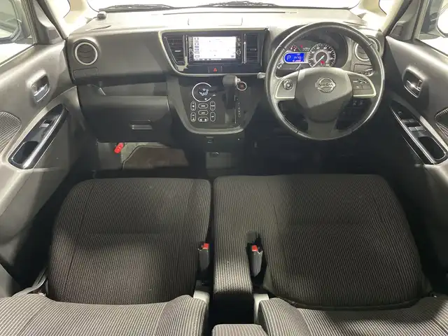 日産 デイズ ルークス ハイウェイスター Gターボ 神奈川県 2018(平30)年 5.8万km ホワイトパール ターボ/純正7型SDナビゲーション【MM318D-W】/フルセグ　CD DVD　SD　Bluetooth　/アラウンドビューモニター/両側電動スライドドア/クルーズコントロール/車線逸脱警報/エマージェンシーブレーキ/オートハイビーム/アイドリングストップ/前後センサー/社外前ドライブレコーダー/革巻きステアリング/ステアリングスイッチ/社外ETC/プッシュスタート/インテリジェントキー/LEDヘッドランプ/オートライト/フロントフォグ/純正15インチアルミホイール/純正リアスポイラー/スマートキー