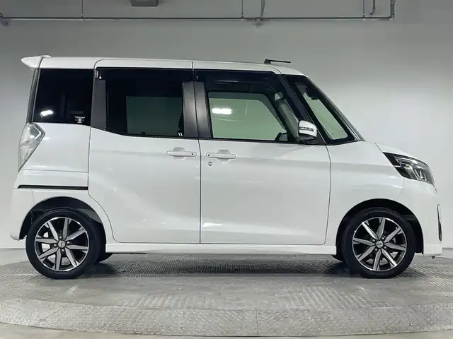 日産 デイズ ルークス ハイウェイスター Gターボ 神奈川県 2018(平30)年 5.8万km ホワイトパール ターボ/純正7型SDナビゲーション【MM318D-W】/フルセグ　CD DVD　SD　Bluetooth　/アラウンドビューモニター/両側電動スライドドア/クルーズコントロール/車線逸脱警報/エマージェンシーブレーキ/オートハイビーム/アイドリングストップ/前後センサー/社外前ドライブレコーダー/革巻きステアリング/ステアリングスイッチ/社外ETC/プッシュスタート/インテリジェントキー/LEDヘッドランプ/オートライト/フロントフォグ/純正15インチアルミホイール/純正リアスポイラー/スマートキー