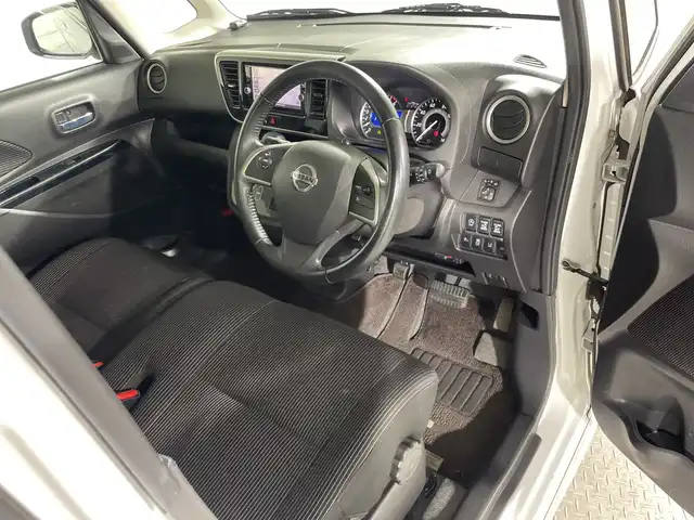 日産 デイズ ルークス ハイウェイスター Gターボ 神奈川県 2018(平30)年 5.8万km ホワイトパール ターボ/純正7型SDナビゲーション【MM318D-W】/フルセグ　CD DVD　SD　Bluetooth　/アラウンドビューモニター/両側電動スライドドア/クルーズコントロール/車線逸脱警報/エマージェンシーブレーキ/オートハイビーム/アイドリングストップ/前後センサー/社外前ドライブレコーダー/革巻きステアリング/ステアリングスイッチ/社外ETC/プッシュスタート/インテリジェントキー/LEDヘッドランプ/オートライト/フロントフォグ/純正15インチアルミホイール/純正リアスポイラー/スマートキー