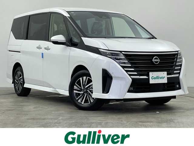 日産 セレナ e－パワー ハイウェイスター V 群馬県 2025(令7)年 0.1千km プリズムホワイト 登録済未使用車　フリップダウンモニター　純正１２．３インチナビ　アラウンドビューモニター　プロパイロット　両側パワースライドドア　ワイヤレス充電器　ＢＳＭ　純正１６インチＡＷ　デジタルミラー　ＥＴＣ