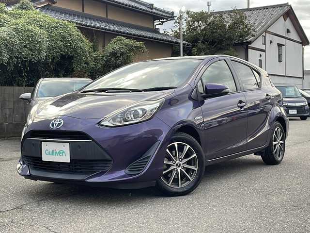 トヨタ アクア S 福井県 2018(平30)年 4万km ジュエリーパープルマイカM 登録時走行距離39441km/社外メモリビゲーション/プリクラッシュセーフティ/レーンキープアシスト/踏み間違い防止装置/社外15インチアルミホイール/オートハイビーム/オートライト/ライトレベライザー /電動格納ミラー/ETC（ビルトイン）/ドライブレコーダー /プッシュスタート/スマートキー/保証書/取扱説明書