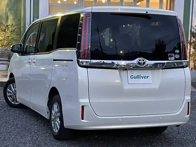 トヨタ ノア G 埼玉県 2020(令2)年 5万km ラグジュアリーホワイトパールクリスタルシャインガラスフレーク ワンオーナー/純正９型ナビTV/バックカメラ/前席シートヒーター/両側パワースライドドア/ビルトインETC 2.0/レーダークルーズコントロール/LEDヘッドライト/USBポートｘ２/前後ドラレコ/プッシュスタート/スマートキー/オートライト/オートハイビーム/セーフティセンス/横滑り防止装置/保証書付整備手帳/取扱説明書