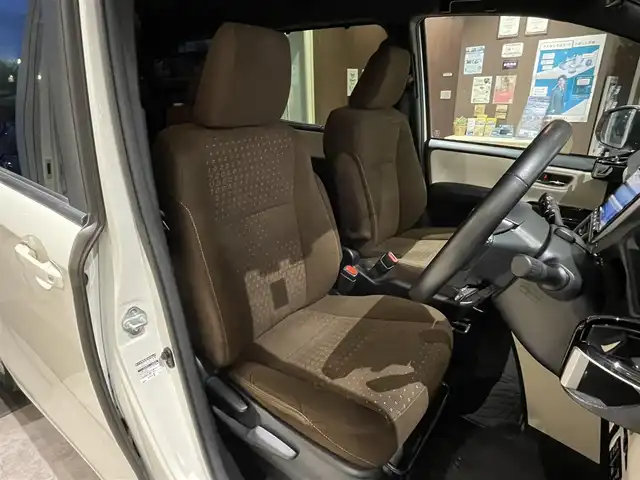 トヨタ ノア G 埼玉県 2020(令2)年 5万km ラグジュアリーホワイトパールクリスタルシャインガラスフレーク ワンオーナー/純正９型ナビTV/バックカメラ/前席シートヒーター/両側パワースライドドア/ビルトインETC 2.0/レーダークルーズコントロール/LEDヘッドライト/USBポートｘ２/前後ドラレコ/プッシュスタート/スマートキー/オートライト/オートハイビーム/セーフティセンス/横滑り防止装置/保証書付整備手帳/取扱説明書