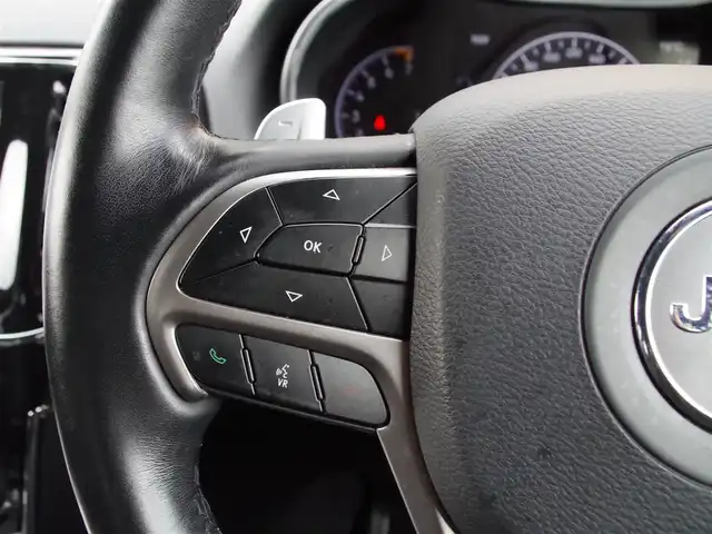 クライスラー・ジープ ジープ グランドチェロキー LTD 埼玉県 2020(令2)年 4.5万km ダイヤモンドブラッククリスタル ワンオーナー/ブラックレザーシート/アダプティブクルーズコントロール/CarPlay/パークセンサー/ブラインドスポットモニター/フロント/バックカメラ/純正ナビ/ドラレコ/ETC/Bluetooth/フルセグTV/全席シートヒーター/ベンチレーション/ステアリングヒーター/シートポジションメモリー機能