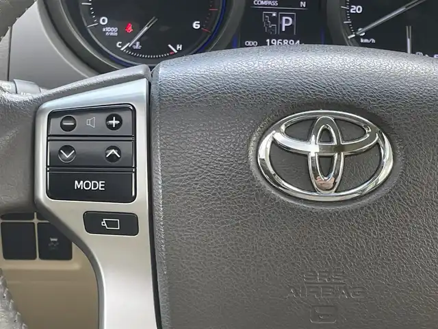 トヨタ ランドクルーザー プラド TX Lパッケージ 宮城県 2015(平27)年 19.7万km ホワイトパールクリスタルシャイン 4WD/純正メモリーナビ/（ＡＭ／ＦＭ／ＣＤ／ＤＶＤ／Ｂｌｕｅｔｏｏｔｈ）　/サンルーフ　/モデリスタエアロ　/ベージュレザーシート　/ルーフレール/クルーズコントロール　/センターデフロック　/コーナーセンサー　/横滑り防止装置/ダウンヒルアシストコントロール/フロントワイパーデアイサー/ヘッドライトウォッシャー/前席シートヒーター/前席パワーシート/バックカメラ/フロントカメラ/サイドカメラ/スマートキー/プッシュスタート/ETC/ドラレコ/牽引/純正バグガード