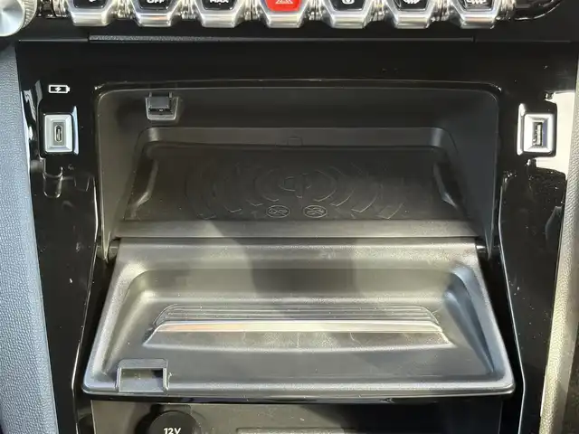 プジョー ２０８ GT ライン 山口県 2021(令3)年 6.9万km 黄Ⅱ USB/BT/iPod/AppleCarPlay/AndroidAuto/FM//AM/ETC/バックカメラ/オートライト/クルーズコントロール/前方ドライブレコーダー/レーンパーキングアシスト/コーナーセンサー/ドライブモード/電動格納ミラー