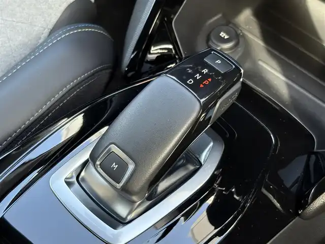 プジョー ２０８ GT ライン 山口県 2021(令3)年 6.9万km 黄Ⅱ USB/BT/iPod/AppleCarPlay/AndroidAuto/FM//AM/ETC/バックカメラ/オートライト/クルーズコントロール/前方ドライブレコーダー/レーンパーキングアシスト/コーナーセンサー/ドライブモード/電動格納ミラー