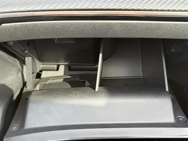 プジョー ２０８ GT ライン 山口県 2021(令3)年 6.9万km 黄Ⅱ USB/BT/iPod/AppleCarPlay/AndroidAuto/FM//AM/ETC/バックカメラ/オートライト/クルーズコントロール/前方ドライブレコーダー/レーンパーキングアシスト/コーナーセンサー/ドライブモード/電動格納ミラー