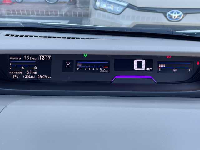 ホンダ フリード G 神奈川県 2022(令4)年 2万km プラチナホワイトパール 純正SDナビ/Bluetooth・CD・SD・USB/両側パワースライドドア/ホンダセンシング/クルーズコントロール/前側ドライブレコーダー/バックカメラ/シートヒーター/ETC/スマートキー/LEDヘッドライト/オートライト/レーンキープアシスト/横滑り防止装置/衝突被害軽減システム/保証書