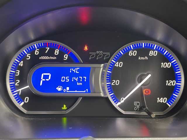 日産 デイズ ハイウェイスター Vセレ +Safty 神奈川県 2014(平26)年 5.2万km ホワイトパール アイドリングストップ/純正ナビ/スマートキー/純正14インチアルミホイル/衝突被害軽減システム/盗難防止システム/アイドリングストップ/フォグランプ/ウィンカーミラー/電格格納ミラー/プッシュスタート/フロアマット/スペアキー