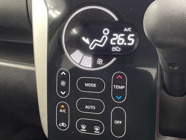 日産 デイズ ハイウェイスター Vセレ +Safty 神奈川県 2014(平26)年 5.2万km ホワイトパール アイドリングストップ/純正ナビ/スマートキー/純正14インチアルミホイル/衝突被害軽減システム/盗難防止システム/アイドリングストップ/フォグランプ/ウィンカーミラー/電格格納ミラー/プッシュスタート/フロアマット/スペアキー