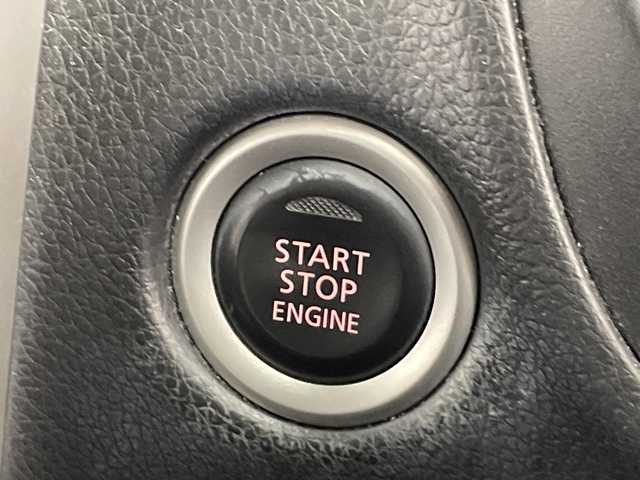 日産 デイズ ハイウェイスター Vセレ +Safty 神奈川県 2014(平26)年 5.2万km ホワイトパール アイドリングストップ/純正ナビ/スマートキー/純正14インチアルミホイル/衝突被害軽減システム/盗難防止システム/アイドリングストップ/フォグランプ/ウィンカーミラー/電格格納ミラー/プッシュスタート/フロアマット/スペアキー