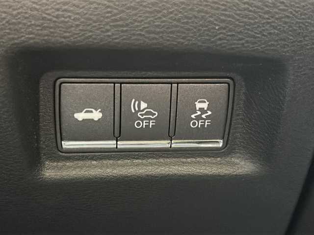 日産 スカイライン ハイブリッド 350GT Type P 京都府 2015(平27)年 14.4万km スーパーブラック 純正ナビ/・フルセグTV/BT Audio/CD/DVD/・フロント/サイド/バックカメラ/ドラレコ/ETC/インテリジェントクルーズコントロール/インテリジェントペダル/レザーシート/パワーシート/メモリーシート/シートヒーター/プッシュスタート/オートライト/オートハイビーム/レーダーセンサー/ドアバイザー/純正フロアマット/保証書/取扱説明書/スマートスペアキー×1