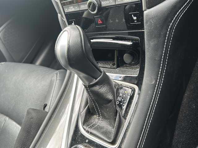 日産 スカイライン ハイブリッド 350GT Type P 京都府 2015(平27)年 14.4万km スーパーブラック 純正ナビ/・フルセグTV/BT Audio/CD/DVD/・フロント/サイド/バックカメラ/ドラレコ/ETC/インテリジェントクルーズコントロール/インテリジェントペダル/レザーシート/パワーシート/メモリーシート/シートヒーター/プッシュスタート/オートライト/オートハイビーム/レーダーセンサー/ドアバイザー/純正フロアマット/保証書/取扱説明書/スマートスペアキー×1