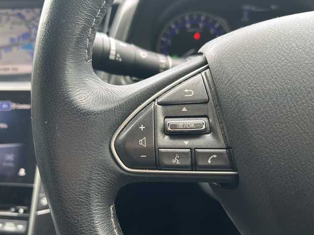 日産 スカイライン ハイブリッド 350GT Type P 京都府 2015(平27)年 14.4万km スーパーブラック 純正ナビ/・フルセグTV/BT Audio/CD/DVD/・フロント/サイド/バックカメラ/ドラレコ/ETC/インテリジェントクルーズコントロール/インテリジェントペダル/レザーシート/パワーシート/メモリーシート/シートヒーター/プッシュスタート/オートライト/オートハイビーム/レーダーセンサー/ドアバイザー/純正フロアマット/保証書/取扱説明書/スマートスペアキー×1