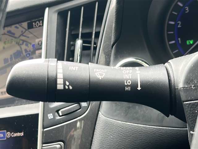 日産 スカイライン ハイブリッド 350GT Type P 京都府 2015(平27)年 14.4万km スーパーブラック 純正ナビ/・フルセグTV/BT Audio/CD/DVD/・フロント/サイド/バックカメラ/ドラレコ/ETC/インテリジェントクルーズコントロール/インテリジェントペダル/レザーシート/パワーシート/メモリーシート/シートヒーター/プッシュスタート/オートライト/オートハイビーム/レーダーセンサー/ドアバイザー/純正フロアマット/保証書/取扱説明書/スマートスペアキー×1