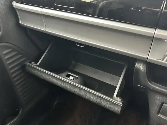 スズキ スペーシア カスタム HYBRID GS 静岡県 2019(平31)年 7.3万km ピュアホワイトP 純正8インチメモリナビ/・フルセグTV/・Bluetooth接続/・DVD再生/・USB入力端子/レーダーブレーキサポート/リアコーナーセンサー/車線逸脱防止装置/全方位カメラ/片側パワスラ/HUD/前後ドラレコ/ETC/プッシュスタート/スマートキー/スペアキー/運転席シートヒーター/オートエアコン/後席サンシェード/LEDオートライト・オートハイビーム/純正14インチアルミホイール/保証書/取扱説明書