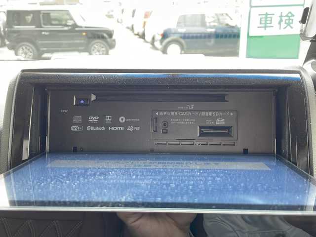 三菱 デリカＤ：５ D－Power package 静岡県 2017(平29)年 5.3万km アイガーグレーM/ダイヤモンドブラックマイカ ALPINEナビ/・ALPINEフリップダウンモニター/・CD/・DVD/・Bluetooth/・フルセグTV/主要装備/・プッシュスタート/・両側パワスラ/・ETC/・クルーズコントロール/・パドルシフト/・パワーシート/・シートヒーター/・社外アルミホイール/・純正フロアマット/・WAC/・スマートキー/・スペアキー/・LEDヘッドライト/・オートライト/・レザーシートカバー