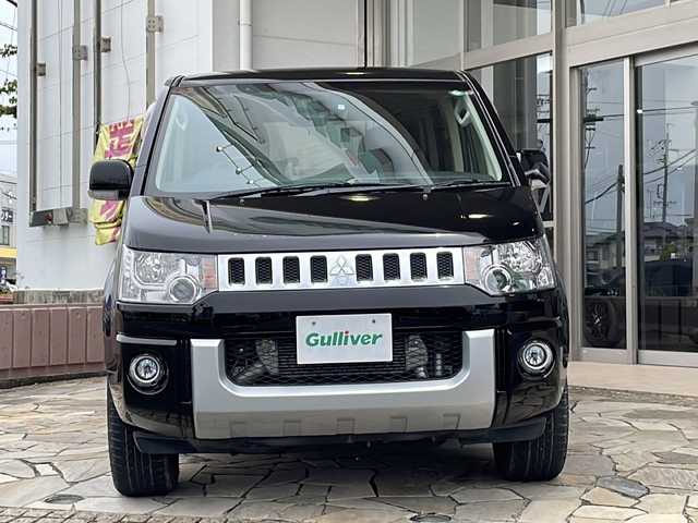 三菱 デリカＤ：５ D－Power package 静岡県 2017(平29)年 5.3万km アイガーグレーM/ダイヤモンドブラックマイカ ALPINEナビ/・ALPINEフリップダウンモニター/・CD/・DVD/・Bluetooth/・フルセグTV/主要装備/・プッシュスタート/・両側パワスラ/・ETC/・クルーズコントロール/・パドルシフト/・パワーシート/・シートヒーター/・社外アルミホイール/・純正フロアマット/・WAC/・スマートキー/・スペアキー/・LEDヘッドライト/・オートライト/・レザーシートカバー