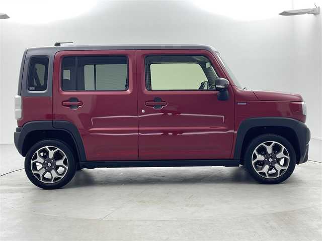 スズキ ハスラー HYBRID X 福井県 2023(令5)年 2.5万km フェニックスレッドパール/ガンメタリック2トーンルーフ 純正9インチナビ/-フルセグTV/-Bluetooth/-CD/-DVD再生機能/全周囲カメラ/バックカメラ/コーナーセンサー/D席/N席シートヒーター/純正AW15インチ/純正HIDヘッドライト/純正フォグランプ/クルーズコントロール（追従走行機能有）/衝突被害軽減ブレーキ/レーンキープアシスト/車線逸脱防止機能/アイドリングストップ/間欠ワイパー/本革巻きステアリング/本革巻きシフトノブ/純正リヤ2スピーカー／フロント2ツイーター/USBポート×3/プレミアムUV&IRカットガラス（D/N席）/IRカット機能付フロントガラス/スペアキーあり