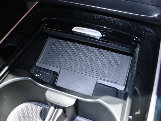 メルセデス・ベンツ ＧＬＡ２００ｄ 4マチック 静岡県 2020(令2)年 3.1万km デニムブルー 純正ナビ/フルセグTV/360°カメラ/ドライブレコーダー/ハイビームアシスト/アンビエントライト/ACC/BSM/LKA/衝突軽減ブレーキ/前席シートヒーター/パドルシフト/ワイヤレス充電/前席パワーシート