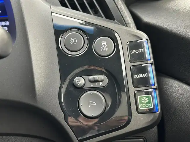 ホンダ ＣＲ－Ｚ α マスターレーベル 茨城県 2013(平25)年 6.5万km グレー 純正HDDナビ/・フルセグテレビ/・DVD再生/バックカメラ/ビルドインETC/６速MT/ハーフレザーシート/HIDヘッドライト/クルーズコントロール/スペアタイヤ4本/スマートキー