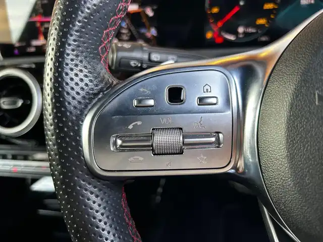 メルセデス・ベンツ Ｍ・ベンツ Ａ２００ｄ AMGライン 富山県 2019(令1)年 5.5万km 黒 HDDナビ/AM/FMラジオ/Bluetooth接続/フルセグTV/USB接続/D/N席パワーシート/D/N席シートヒーター/バックカメラ/アイドリングストップ/プッシュスタート/ETC/ワイヤレス充電/純18インチAW