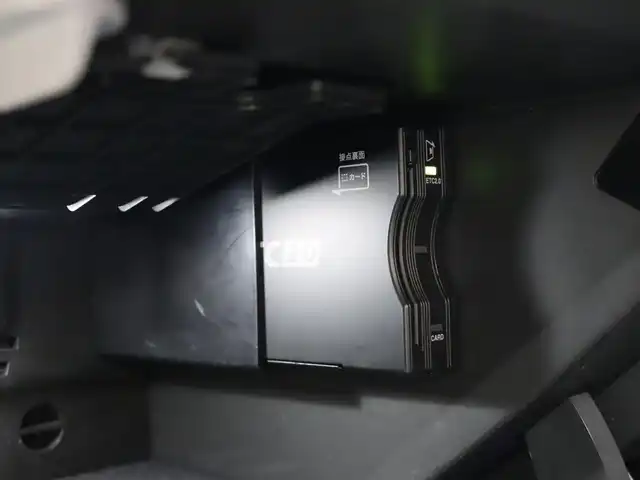 メルセデス・ベンツ ＣＬＡ２００ｄ AMGライン 静岡県 2020(令2)年 4.1万km ポーラホワイト レーダーセーフティパッケージ /パナメリカーナグリル /ルーフラッピング　/ACC LKA BSM /MBUXナビ Bカメラ /TV USB BT /ハーフレザーシートヒーター /マルチビームLEDヘッドライト /自動駐車 /無線充電 /アンビエントライト /フットトランクオープン /360°ドラレコ /ドアミラーカバー /社外Fスポイラー