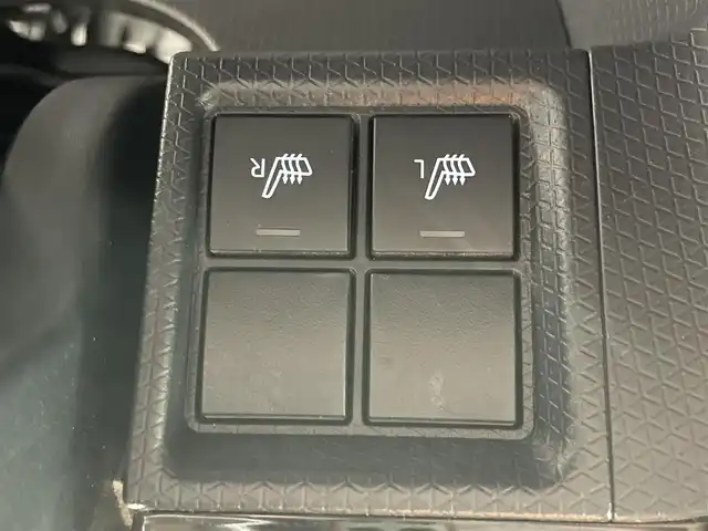 ダイハツ タント カスタム X スタイルセレクション 鹿児島県 2021(令3)年 3.9万km ブラックマイカメタリック ワンオーナー/禁煙車/純正9インチナビ(CD/DVD/フルセグTV/Bluetooth)/バックカメラ/両側パワースライドドア/コーナーセンサー/前席シートヒーター/純正前後ドライブレコーダー/スマートアシスト/LEDヘッドライト/後席ロール式サンシェード/シートバックテーブル/ビルトインETC/純正フロアマット/ドアバイザー/オートライト