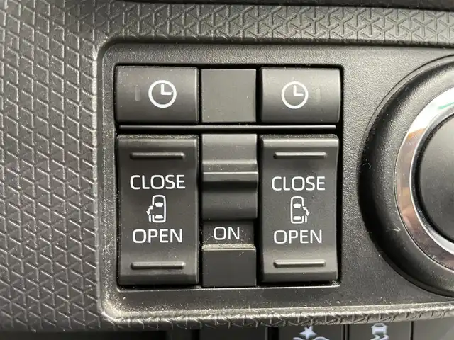 ダイハツ タント カスタム X スタイルセレクション 鹿児島県 2021(令3)年 3.9万km ブラックマイカメタリック ワンオーナー/禁煙車/純正9インチナビ(CD/DVD/フルセグTV/Bluetooth)/バックカメラ/両側パワースライドドア/コーナーセンサー/前席シートヒーター/純正前後ドライブレコーダー/スマートアシスト/LEDヘッドライト/後席ロール式サンシェード/シートバックテーブル/ビルトインETC/純正フロアマット/ドアバイザー/オートライト