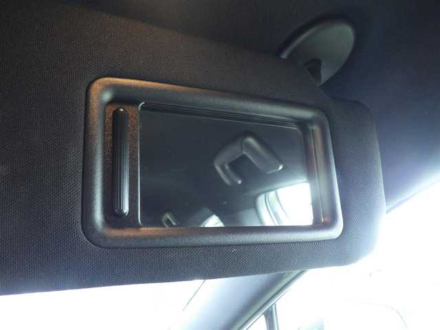 レクサス ＮＸ 300 Fスポーツ 千葉県 2018(平30)年 4万km ホワイトノーヴァガラスフレーク 235/55R18/Lexus Safety System+/・プリクラッシュセーフティ/・レーンディパーチャーアラート/・オートハイビーム/・レーダークルーズコントロール/・ブラインドスポットモニター/パワーバックドア/レザーシート/前席パワーシート/エアシート/シートヒーター/純正SDナビ/地デジTV/【DVD/CD再生機能　Bluetooth接続】/パノラミックビューモニター/ドライブレコーダー（前後撮影）/革巻きステアリング/ステアリングスイッチ/ステアリングヒーター/ETC（2.0）/LEDヘッドライト/ウインカーミラー/クリアランスソナー/純正18インチアルミホイル/サイド/カーテンエアバッグ/スマートキー