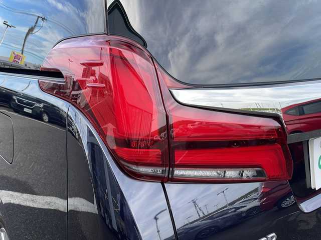 トヨタ アルファード S タイプゴールド 新潟県 2021(令3)年 6.6万km スパークリングブラックパールクリスタルシャイン 4WD/ワンオーナー/寒冷地仕様/純正メモリナビ/(AM/FM/Bluetooth/Miracast)/両側パワースライドドア/バックカメラ/三眼LEDヘッドライト/トヨタセーフティーセンス/レーダクルーズコントロール/レーンキープアシスト/パワーバックドア/ビルトインETC2.0/プッシュスタート/スマートキー/スペアキー/純正18インチアルミホイール/AW付スタッドレス車載/取扱説明書