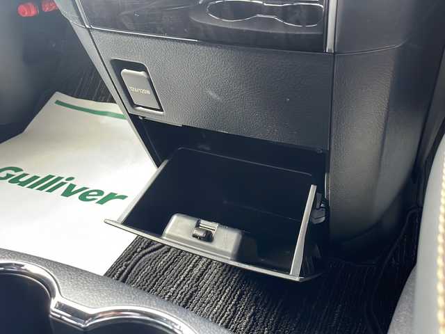 トヨタ アルファード S タイプゴールド 新潟県 2021(令3)年 6.6万km スパークリングブラックパールクリスタルシャイン 4WD/ワンオーナー/寒冷地仕様/純正メモリナビ/(AM/FM/Bluetooth/Miracast)/両側パワースライドドア/バックカメラ/三眼LEDヘッドライト/トヨタセーフティーセンス/レーダクルーズコントロール/レーンキープアシスト/パワーバックドア/ビルトインETC2.0/プッシュスタート/スマートキー/スペアキー/純正18インチアルミホイール/AW付スタッドレス車載/取扱説明書