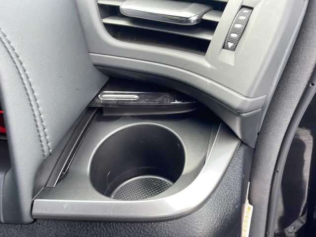 トヨタ アルファード S タイプゴールド 新潟県 2021(令3)年 6.6万km スパークリングブラックパールクリスタルシャイン 4WD/ワンオーナー/寒冷地仕様/純正メモリナビ/(AM/FM/Bluetooth/Miracast)/両側パワースライドドア/バックカメラ/三眼LEDヘッドライト/トヨタセーフティーセンス/レーダクルーズコントロール/レーンキープアシスト/パワーバックドア/ビルトインETC2.0/プッシュスタート/スマートキー/スペアキー/純正18インチアルミホイール/AW付スタッドレス車載/取扱説明書