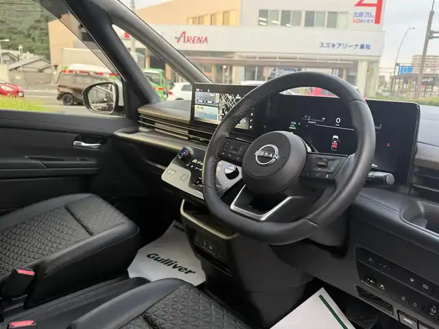日産 セレナ e－パワー ハイウェイスター V 香川県 2024(令6)年 2.9万km プリズムホワイト ワンオーナー/メーカーナビ/フルセグ/アラウンドビューモニター/純正フリップダウンモニター/プロパイロット/純正フロントスポイラー/両側パワースライドドア/ハンズフリーパワースライドドア/純正16インチアルミホイール/ステアリングヒーター/シートバックテーブル/ロールサンシェード/コーナーセンサー/LEDヘッドライト/置くだけ充電/100V充電/ETC2.0/BSM